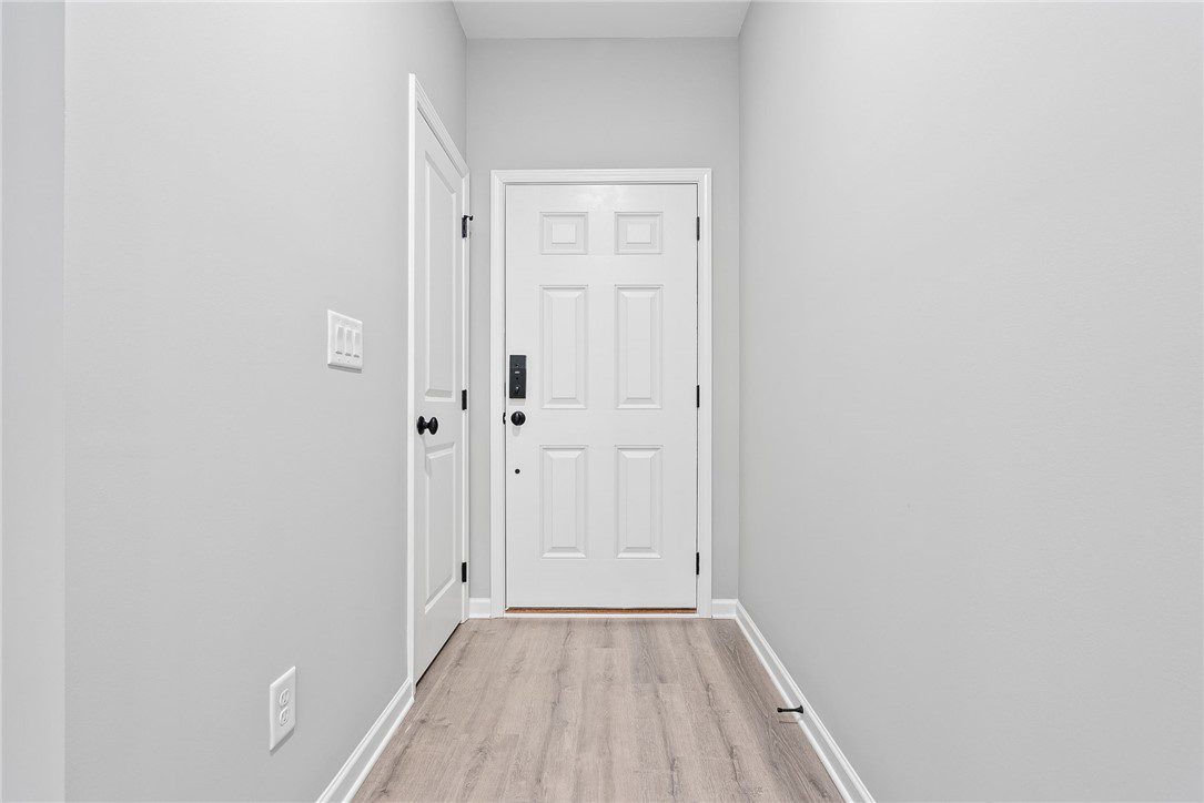 Small images of 175595